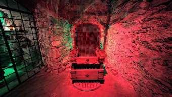 Kliknij i zobacz foto sala-tortur.jpg w powiększeniu