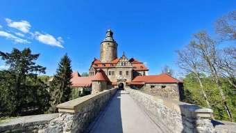 Kliknij i zobacz foto zamek-czocha.jpg w powiększeniu