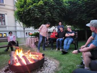 Kliknij i zobacz foto ognisko.jpg w powiększeniu